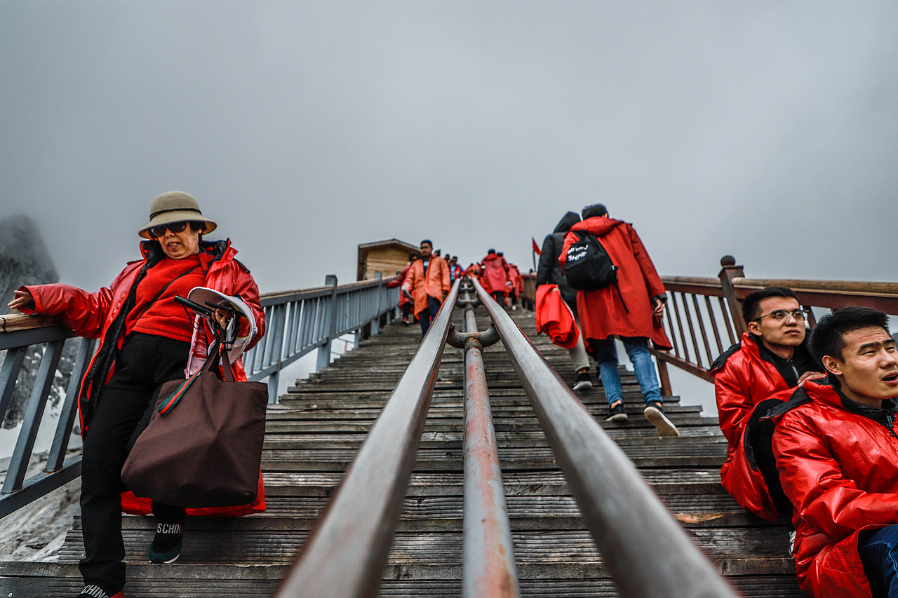 玉龙雪山 石林游