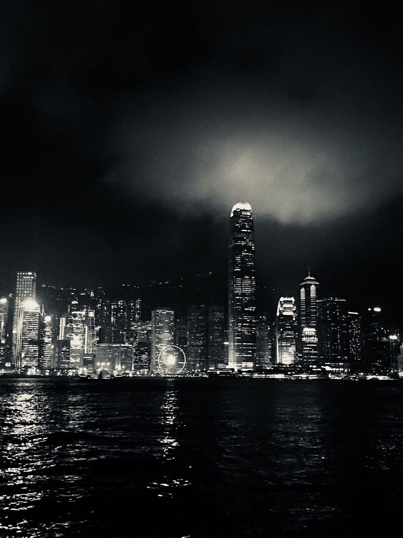 黑白香港的魅力