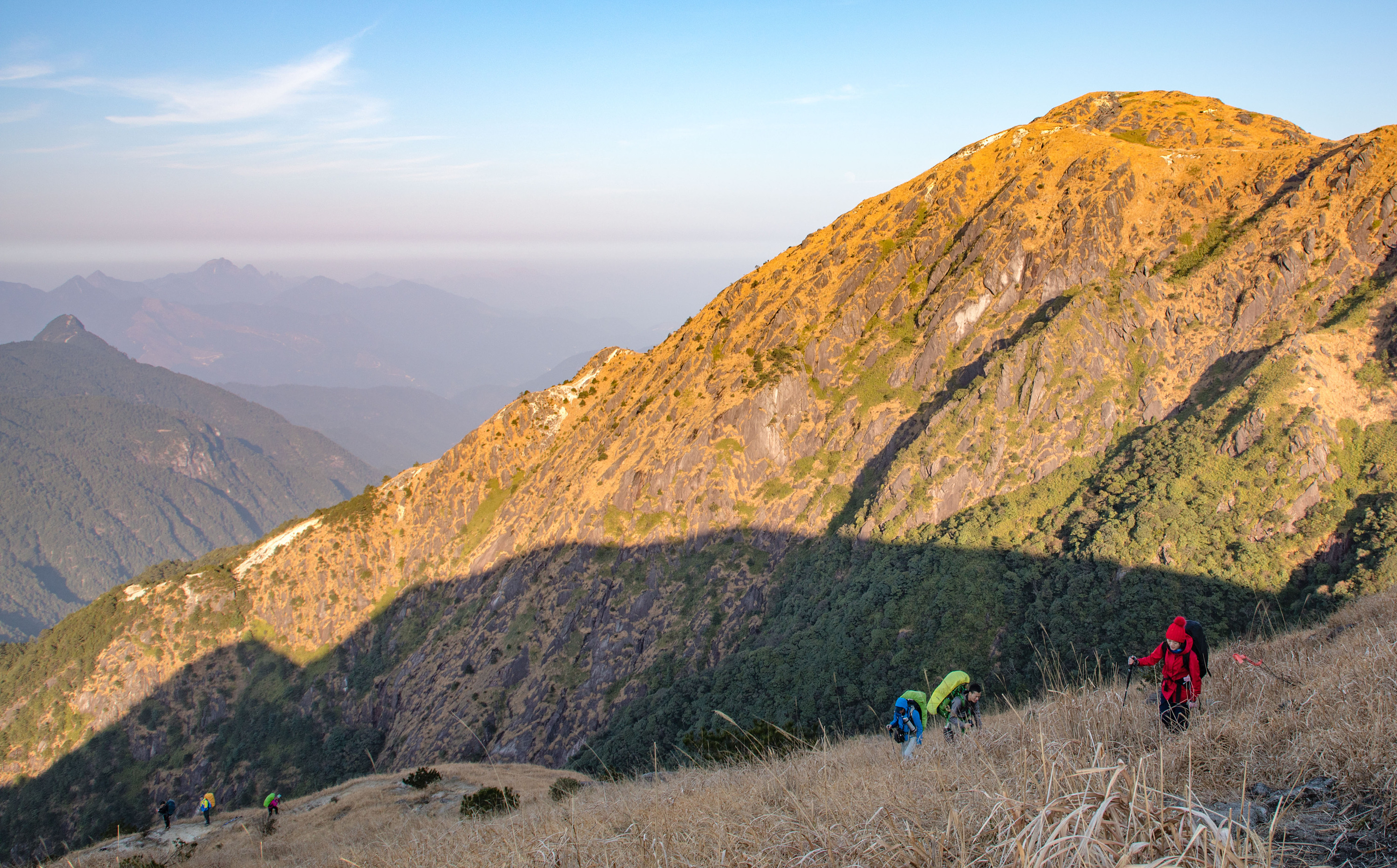 罗霄山脉齐云山_01