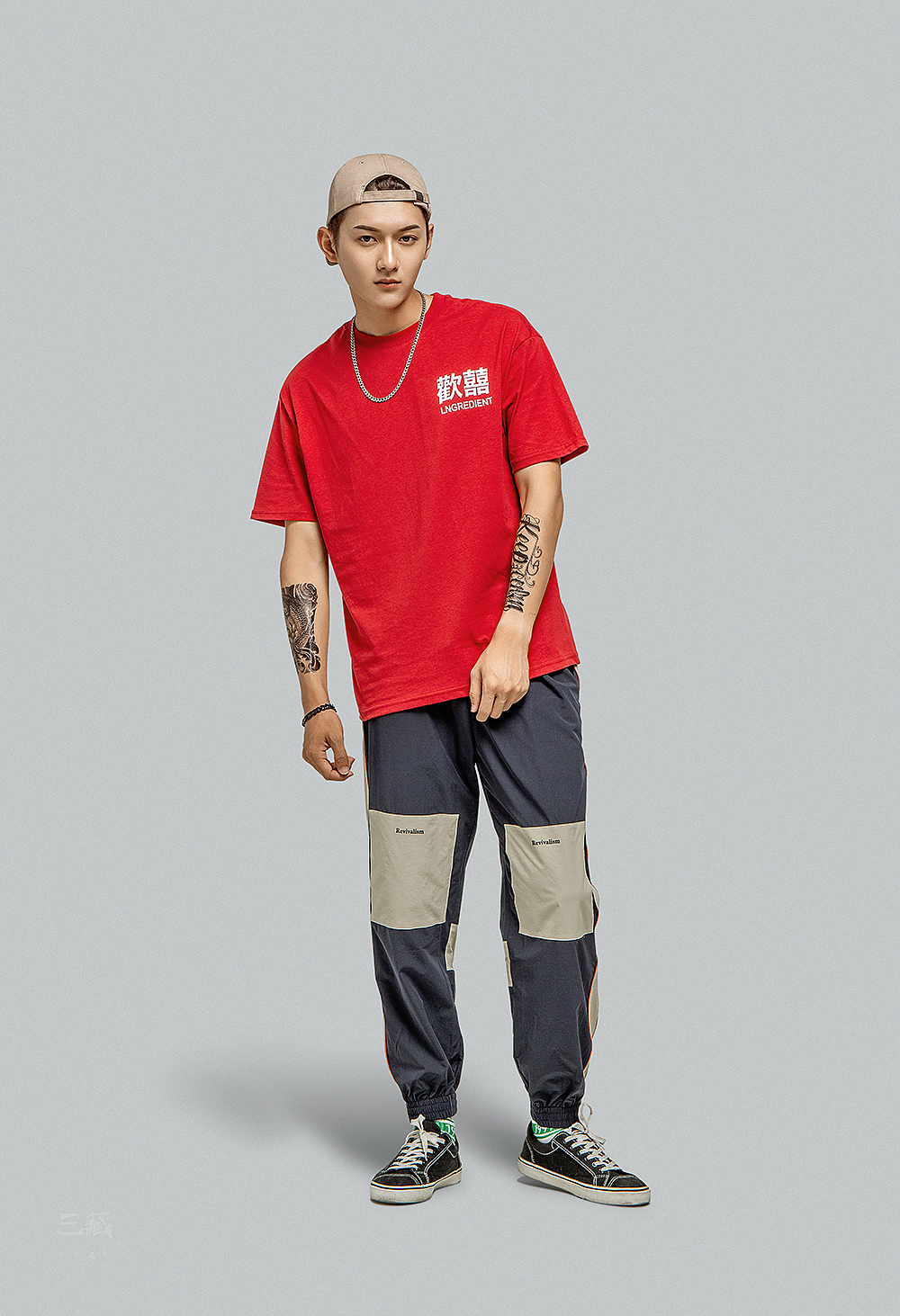 服装拍摄（图ZMjExMTQ1MDc2） - 人像摄影 - 站酷设计师摄影师三藏原创素材 - 站酷ZCOOL