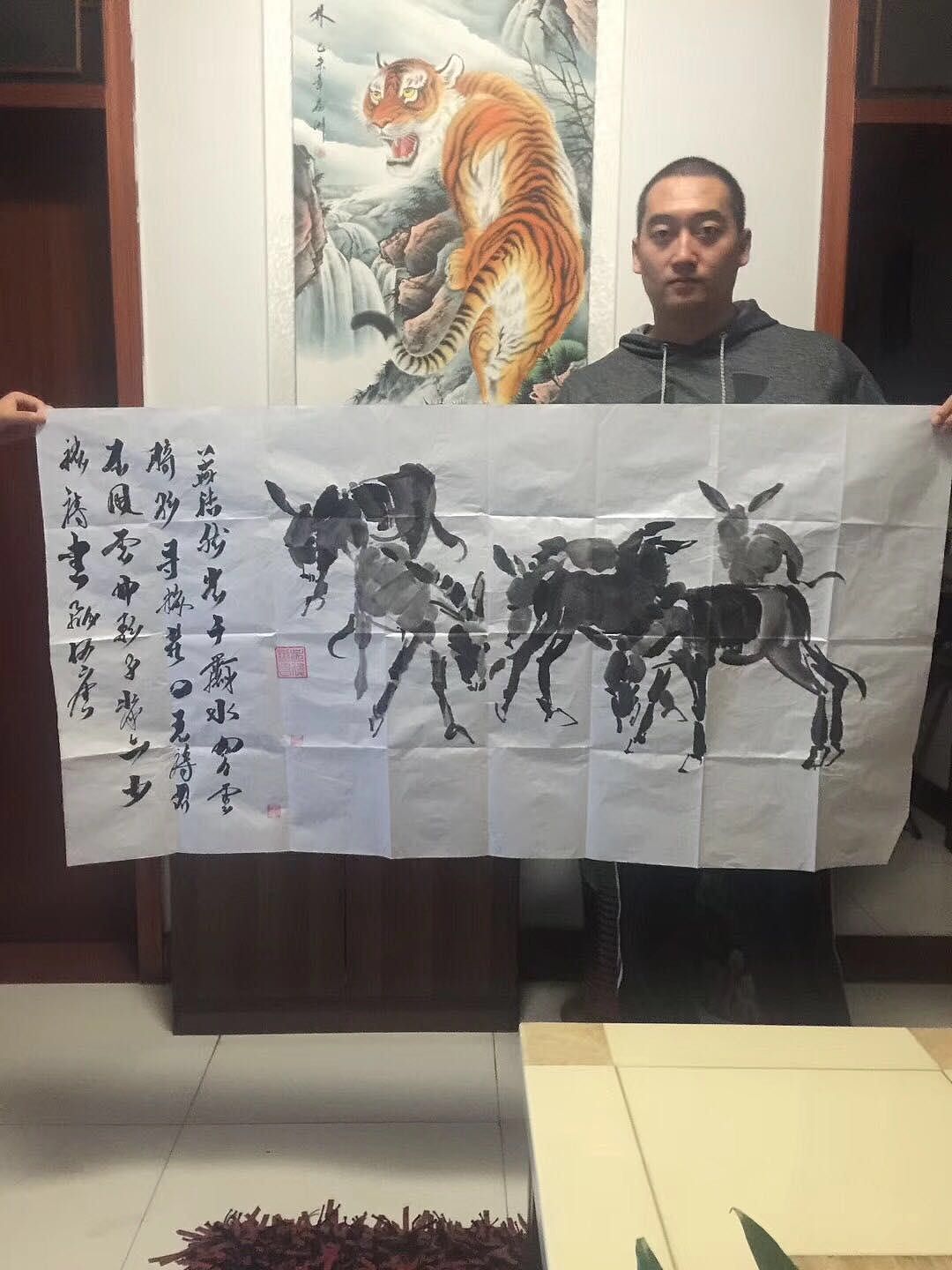 江苏泰州周女士收藏买吴俊彬《富贵牡丹》6幅