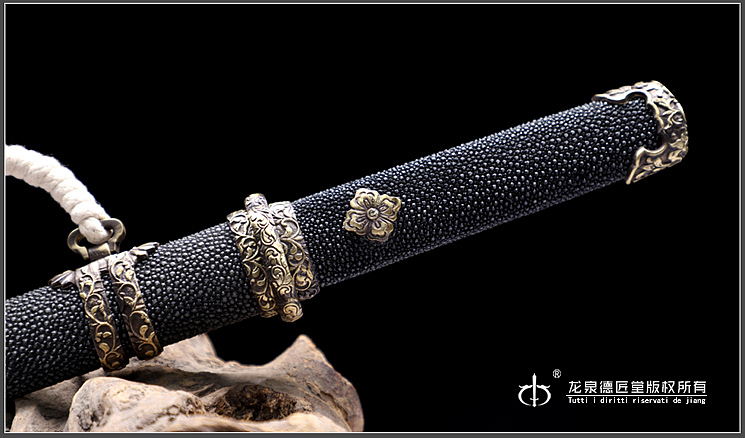龙泉刀剑-雪影唐刀—致雅版(DJ-3381)
