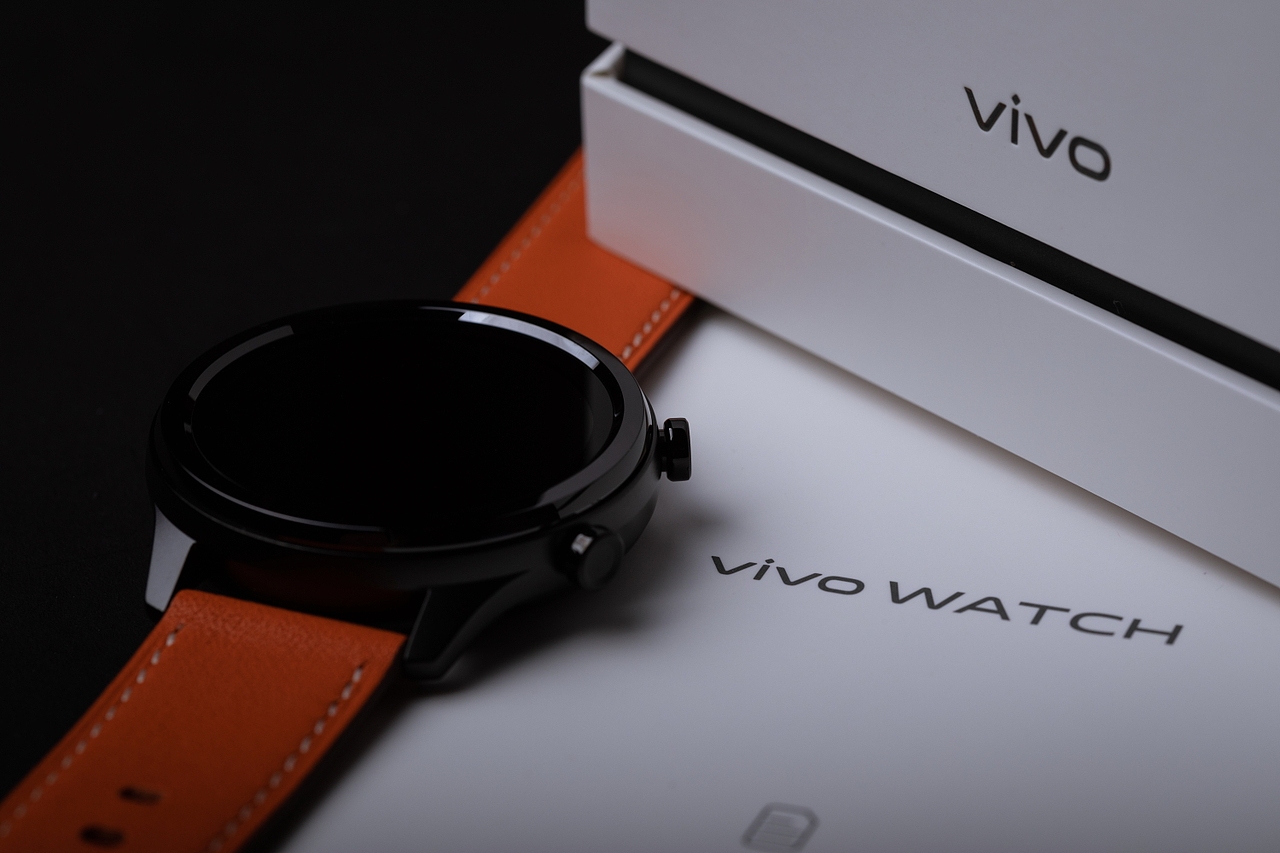 vivo WATCH产品图