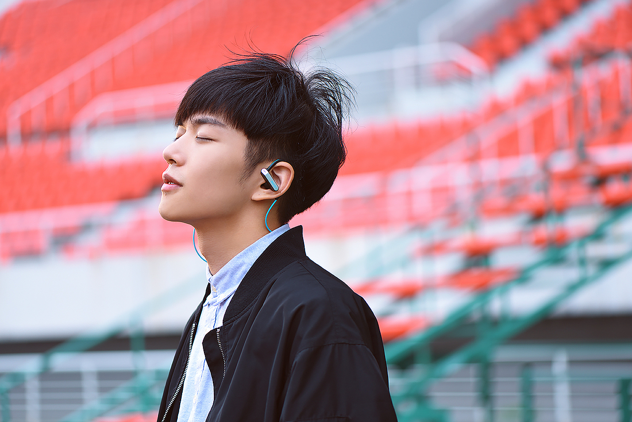 美讯蓝牙耳机拍摄