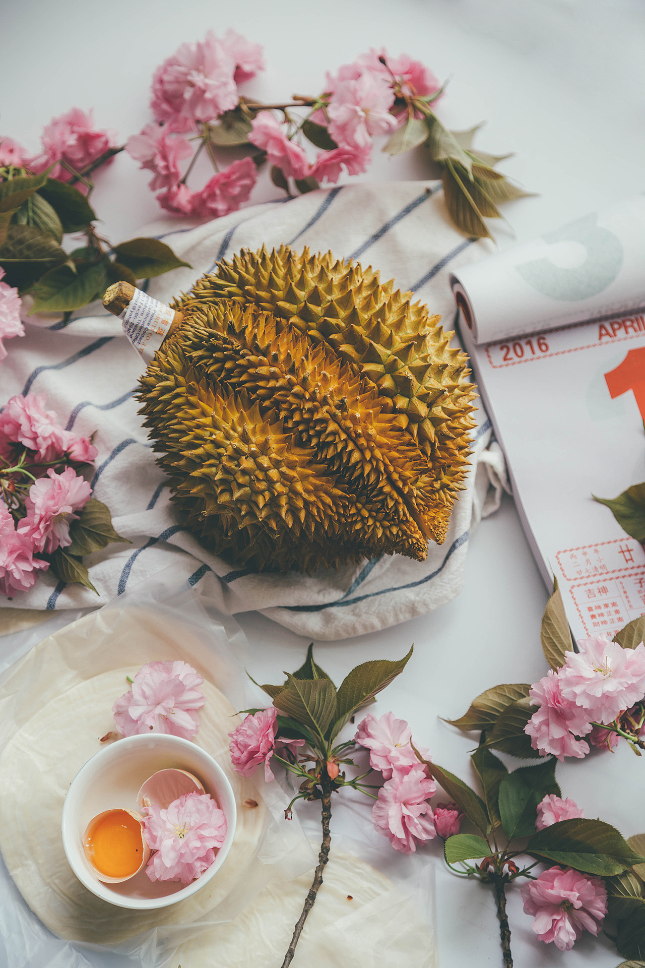 榴莲小小酥 | 你才臭，咱们香着呢~~（图ZNDU2NTE4NDQ=） - 产品摄影 - 站酷设计师chenmiao1107原创素材 - 站酷ZCOOL