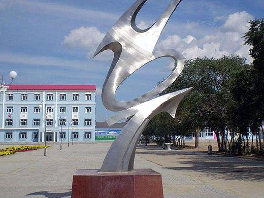 校园不锈钢雕塑设计制作