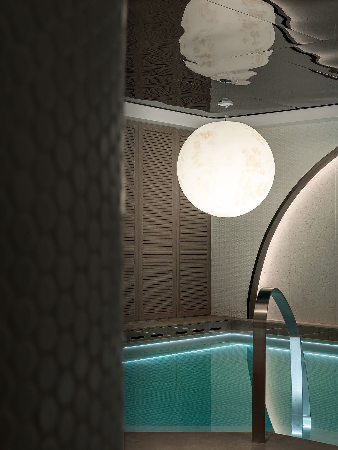 暗黑设计风的洗浴中心（图ZMzU3NTU5OTUy） - 酒店餐饮设计 - 站酷设计师TOPIA图派视觉原创素材 - 站酷ZCOOL