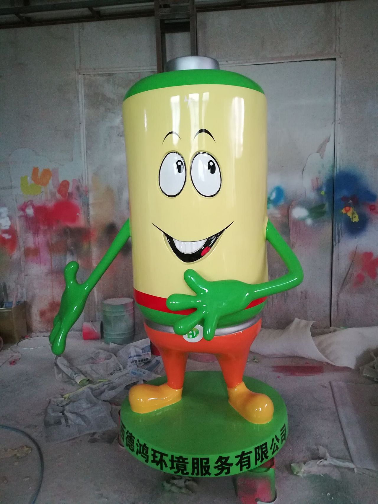 玻璃钢卡通造型动物卡通人物卡通动漫卡通雕塑来图定制