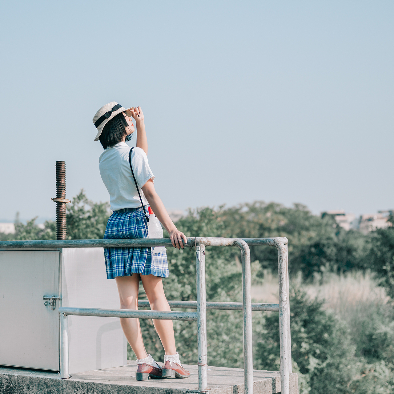 夏空（图ZMTc4NjA2MzQ0） - 人像摄影 - 站酷设计师白日梦大熊菌原创素材 - 站酷ZCOOL