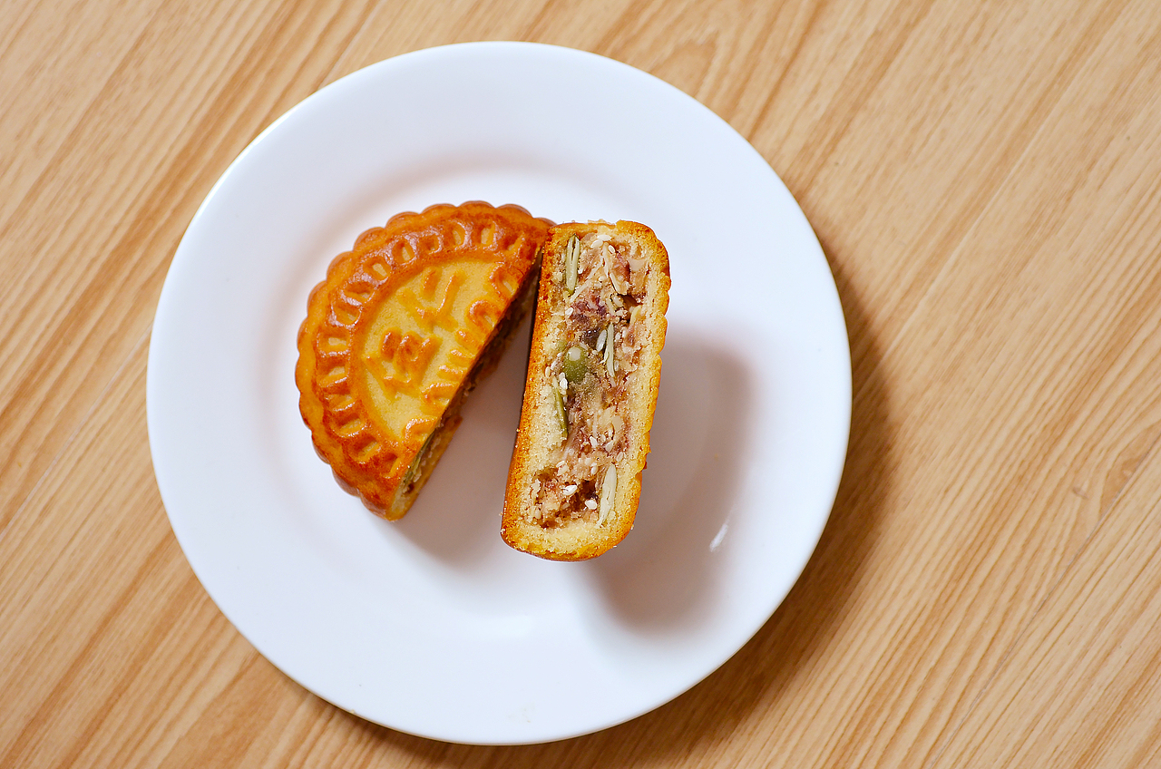 伍仁 五仁 月饼 苏式月饼 郁郁拍摄（图ZNTM5NjkyNDQ=） - 产品摄影 - 站酷设计师aeyu原创素材 - 站酷ZCOOL