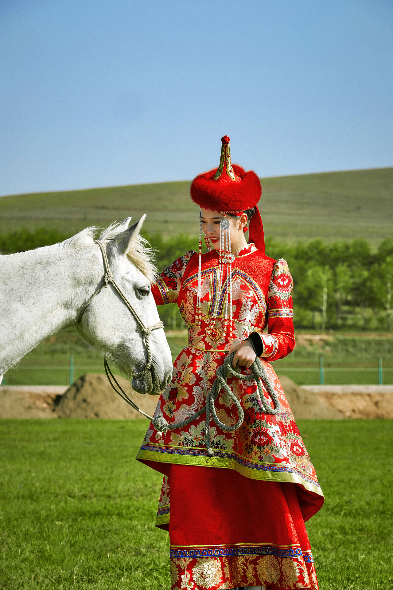 欢迎你到草原来蒙族服饰样片