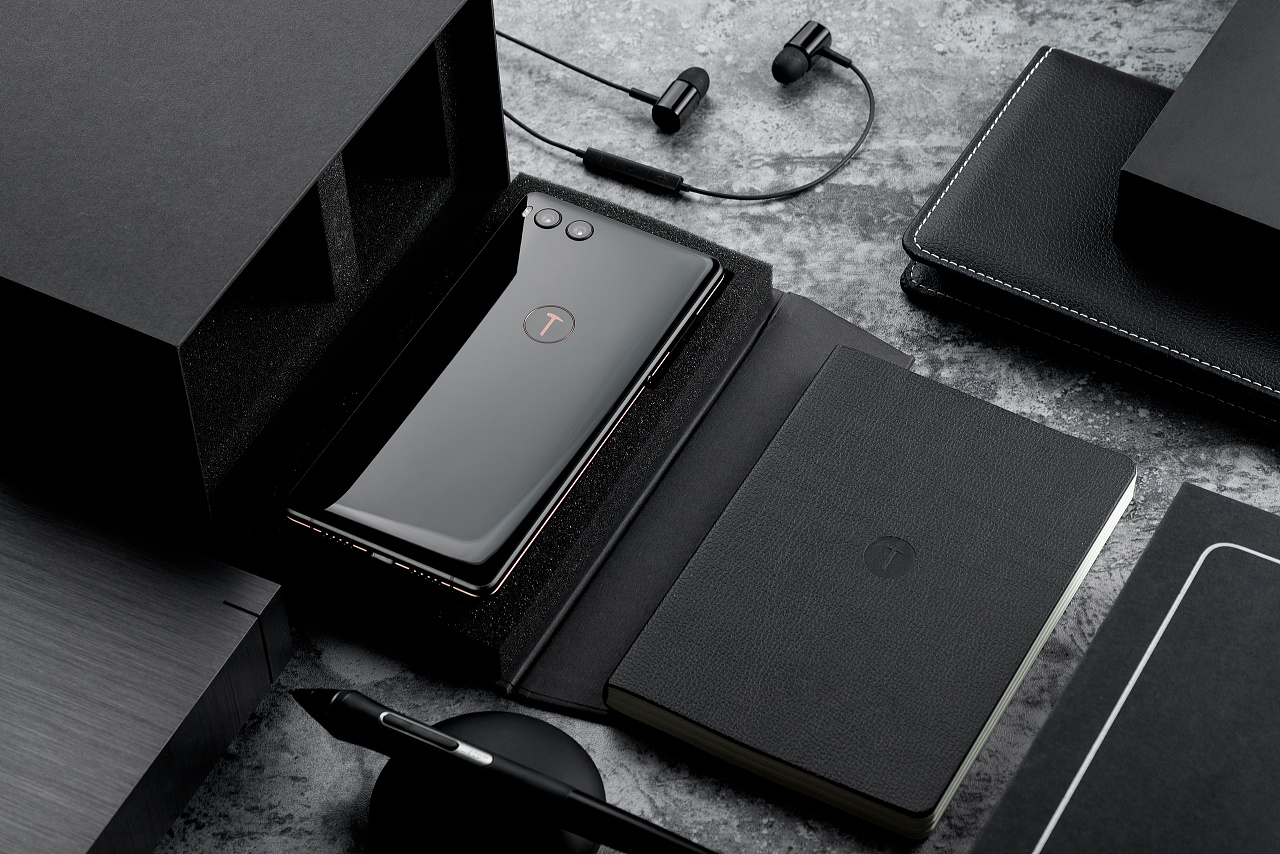 锤子科技 次世代旗舰手机坚果r1碳黑色