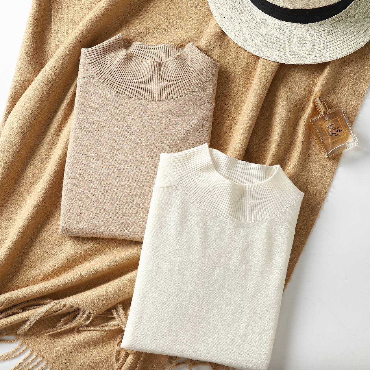 平铺女装静物（图ZMjIwODM4MDE2） - 产品摄影 - 站酷设计师DONG东川原创素材 - 站酷ZCOOL