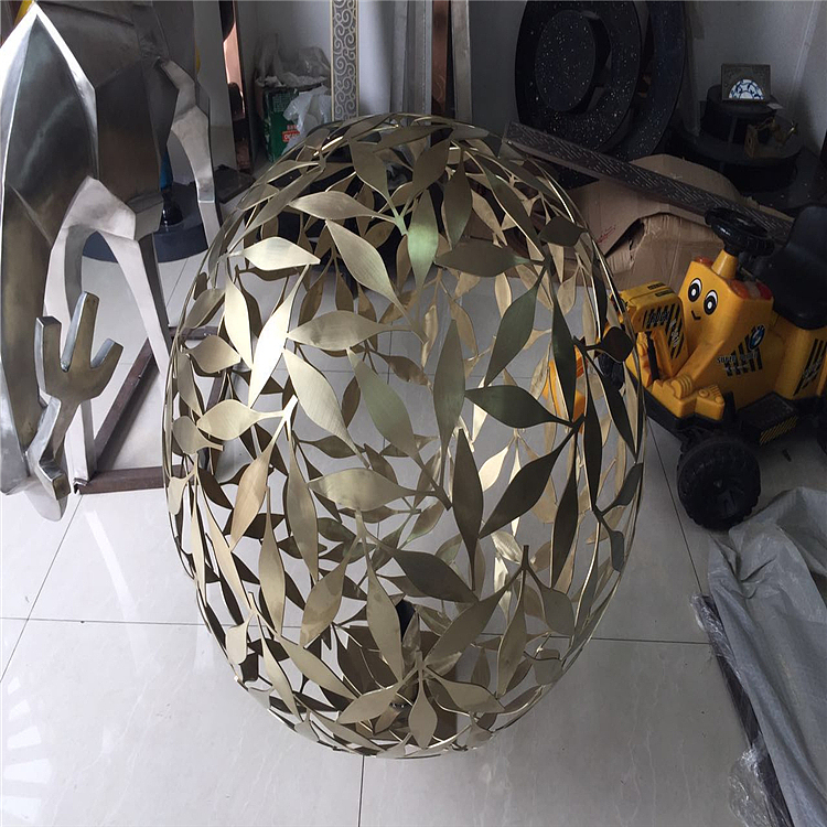 不锈钢镂空球雕塑 园林景观雕塑