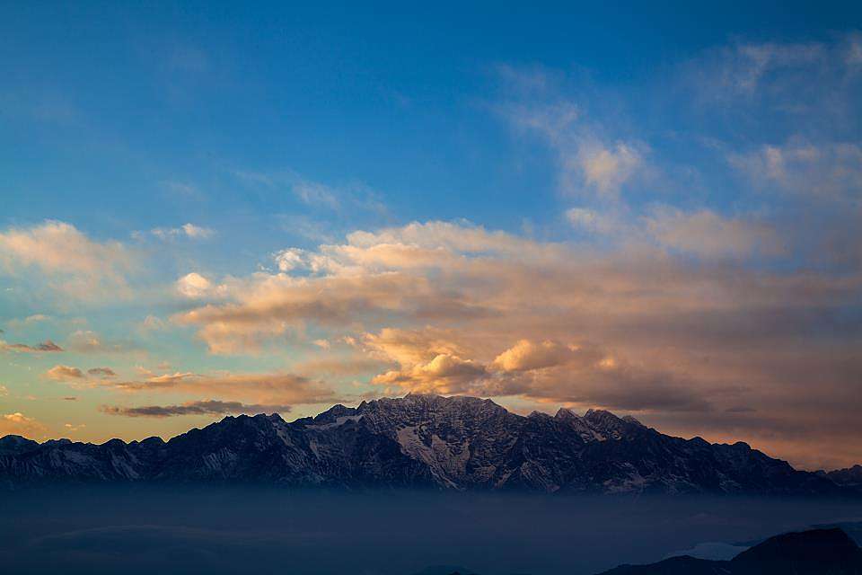翻过那座山#出发的勇气2014#（图ZMjAzNTE5MTY=） - 风光摄影 - 站酷设计师芊芷烟琼原创素材 - 站酷ZCOOL