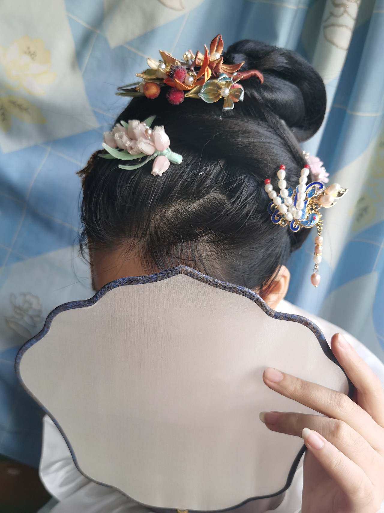 日常出门不用太精致,凌乱一些也是可以的