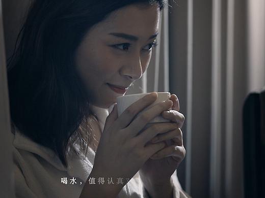 早中晚便捷折叠旅行水壶广告片《旅行》