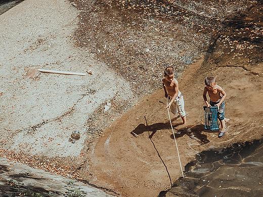 梧桐后山的小朋友（个人主页-ZMzI0NDU2ODg=） - 人文/纪实摄影 - 站酷设计师fanhuiyang原创素材 - 站酷ZCOOL