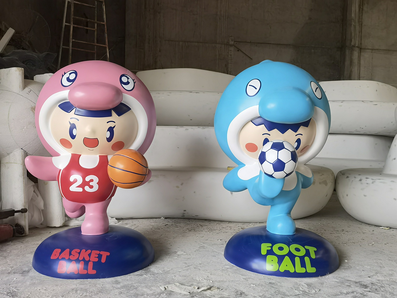 学校吉祥物摆件定制玻璃钢IP卡通雕塑立体公仔景观小品