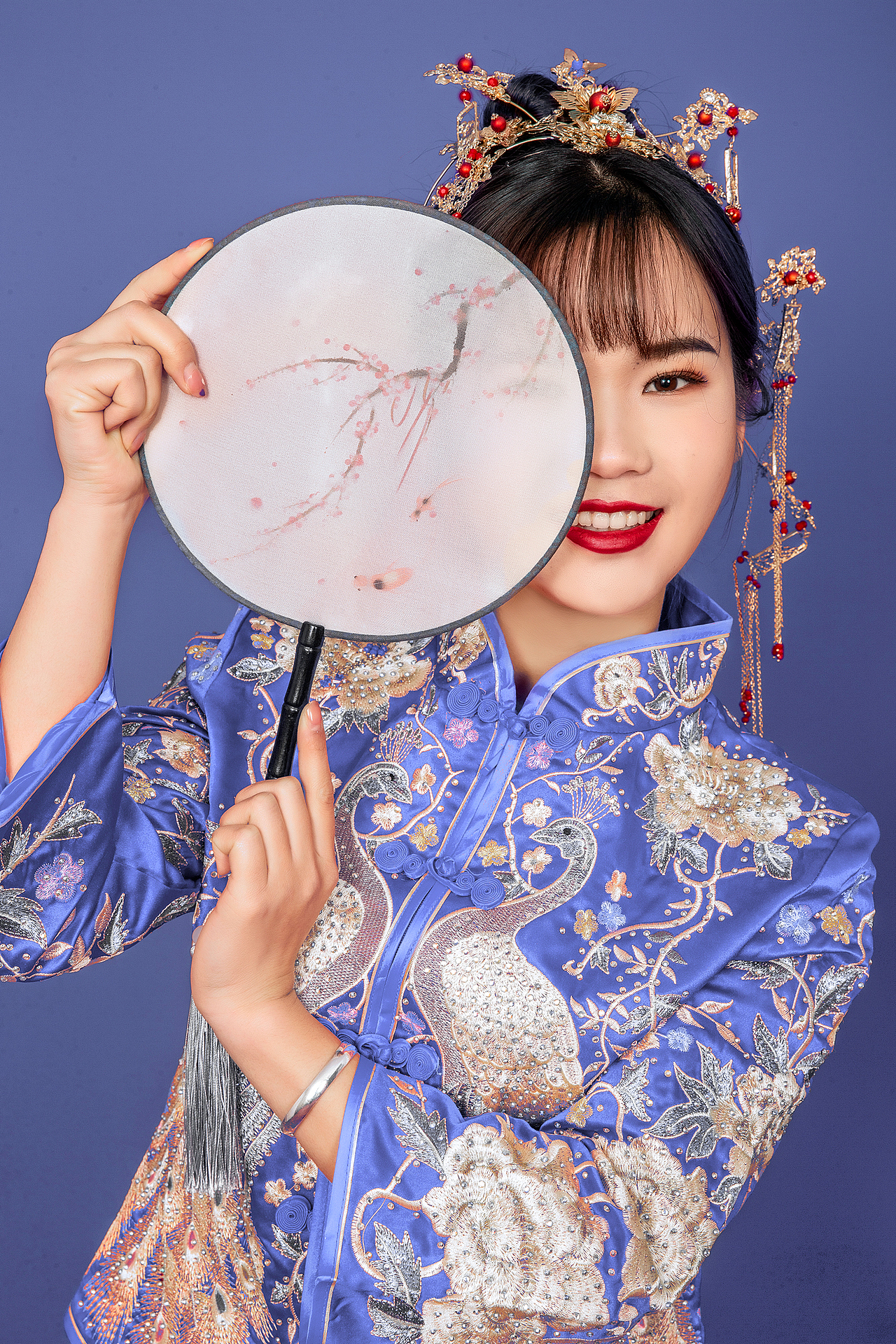 当中国红遇见长春花蓝