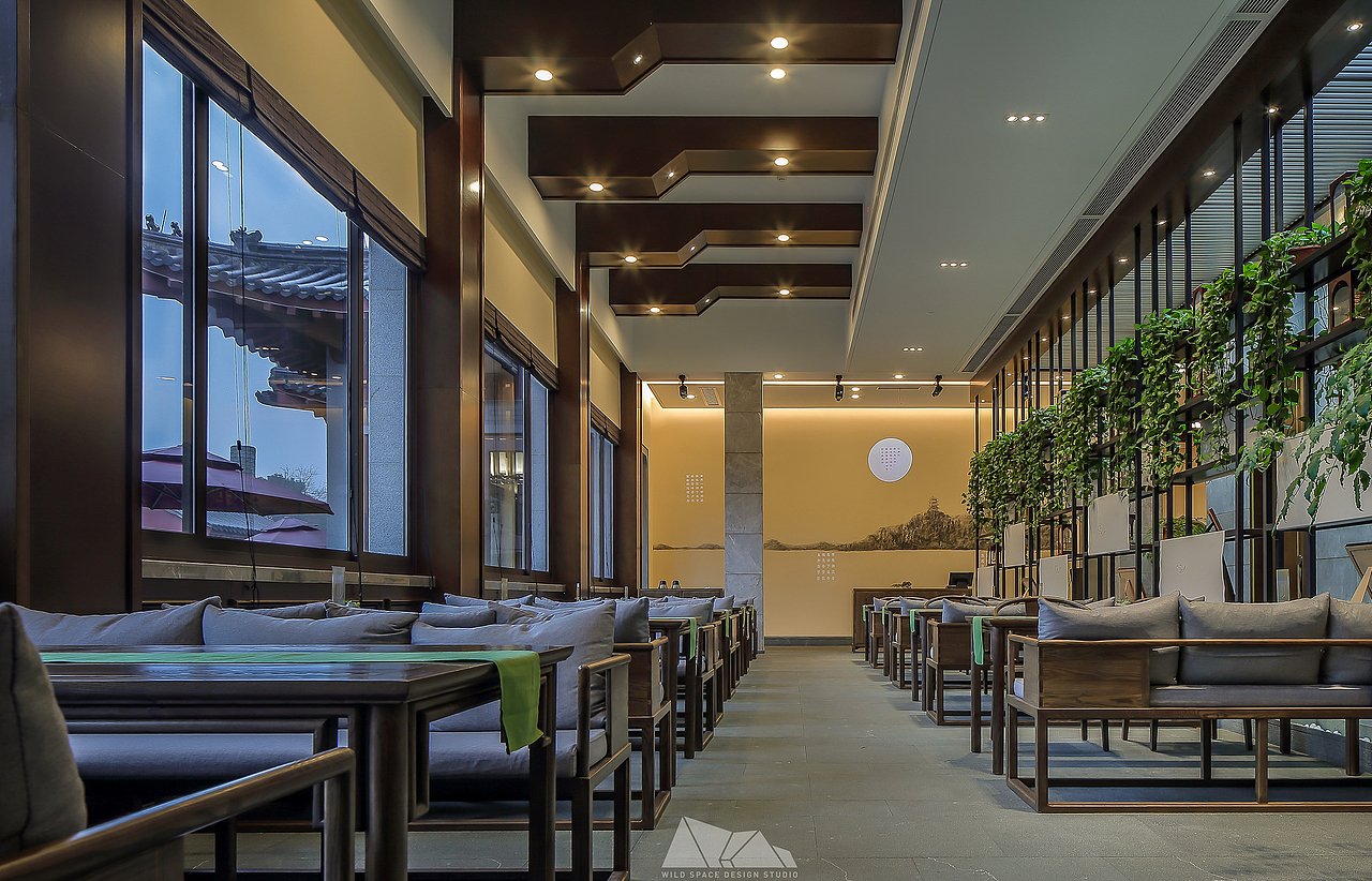 雷峰塔藕香居中式茶餐厅室内空间