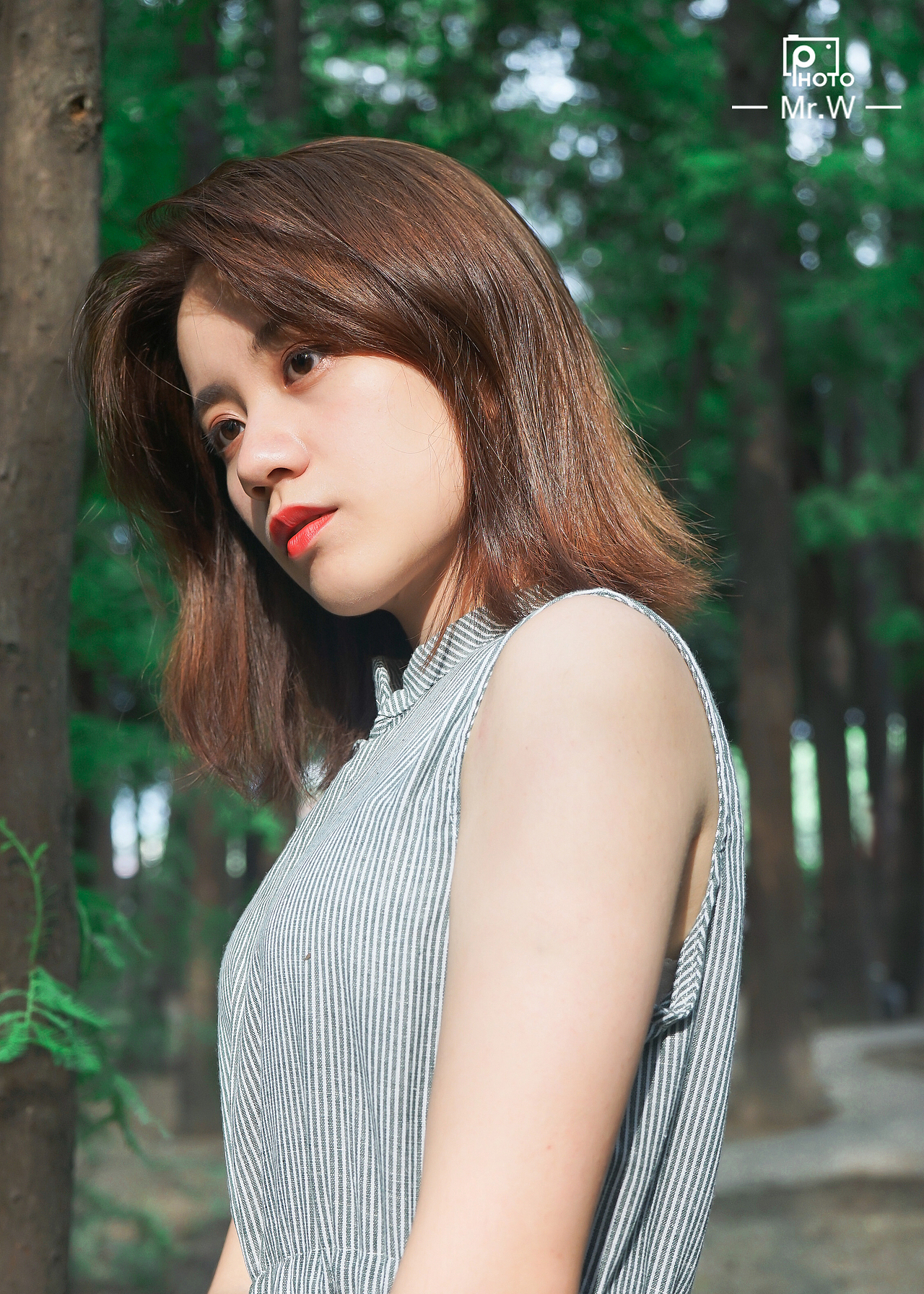 小树林记（图ZMTIwOTgwNzg4） - 人像摄影 - 站酷设计师婉先生原创素材 - 站酷ZCOOL