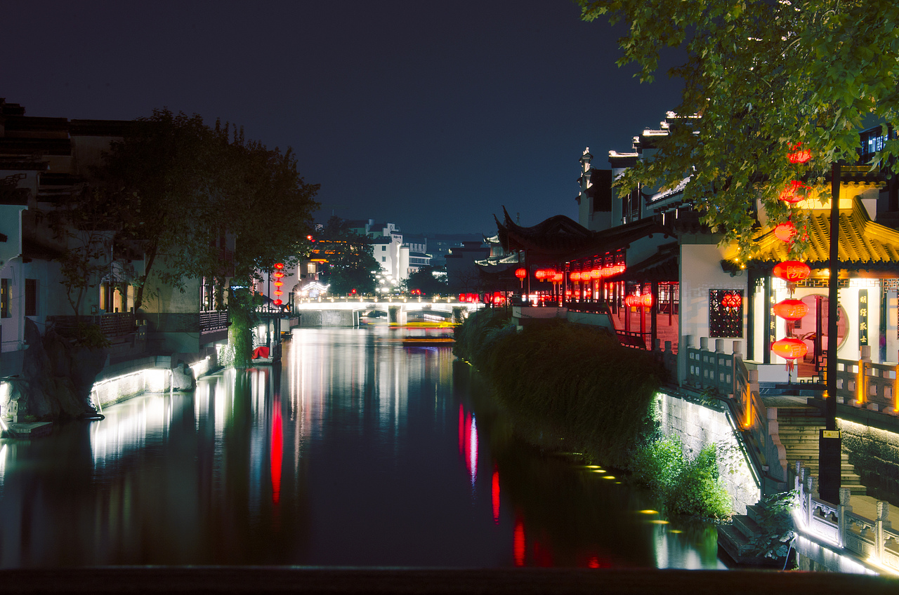 秦淮河畔（图ZMzM5MDUxMTY=） - 风光摄影 - 站酷设计师摄影师王艺泽原创素材 - 站酷ZCOOL