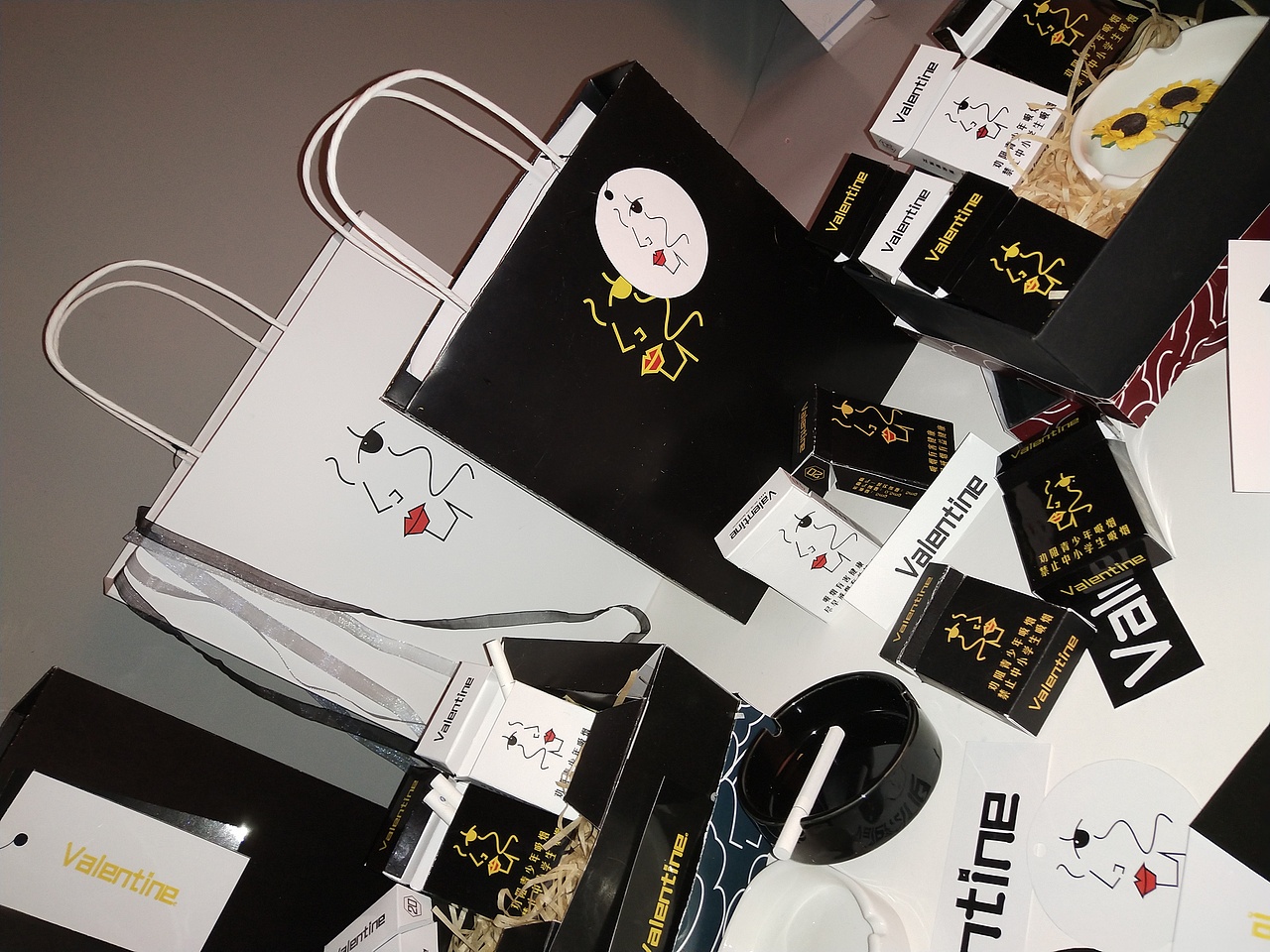 包装（图ZMTMyOTYzNTMy） - 工艺品设计 - 站酷设计师鬼鬼吖原创素材 - 站酷ZCOOL