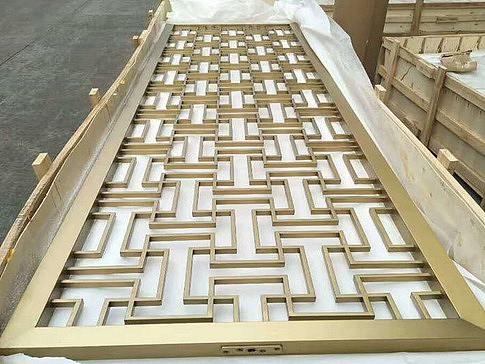 不锈钢满焊拉丝仿古铜回型花格屏风