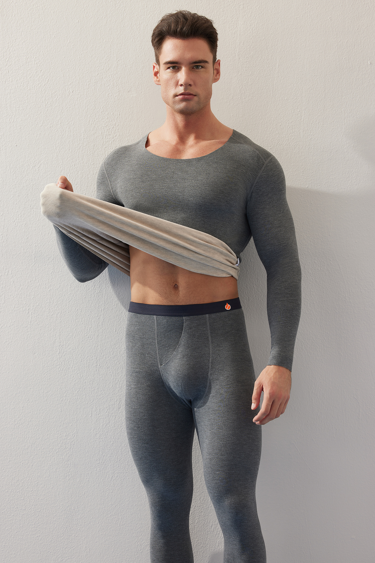 阳光质感的商务保暖内衣拍摄