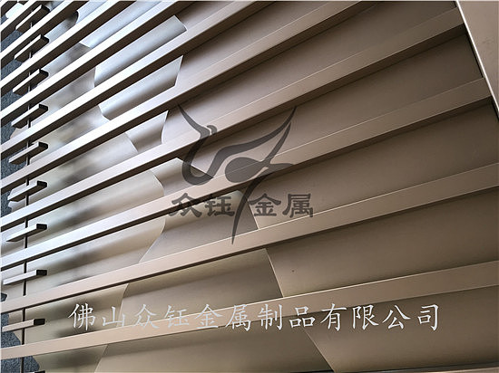 层层叠加山形不锈钢景墙屏风隔断批量下单更优惠哦