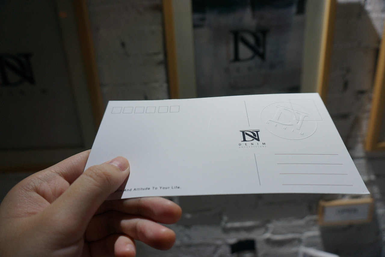 《“Denim”概念商店》 #青春答卷2016# 三峡大学 万津