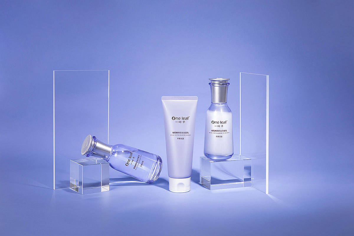 一叶子鸢尾精粹控油清爽平衡礼盒（图ZMTg2NDU3NjQ0） - 产品摄影 - 站酷设计师LUNA卢娜原创素材 - 站酷ZCOOL