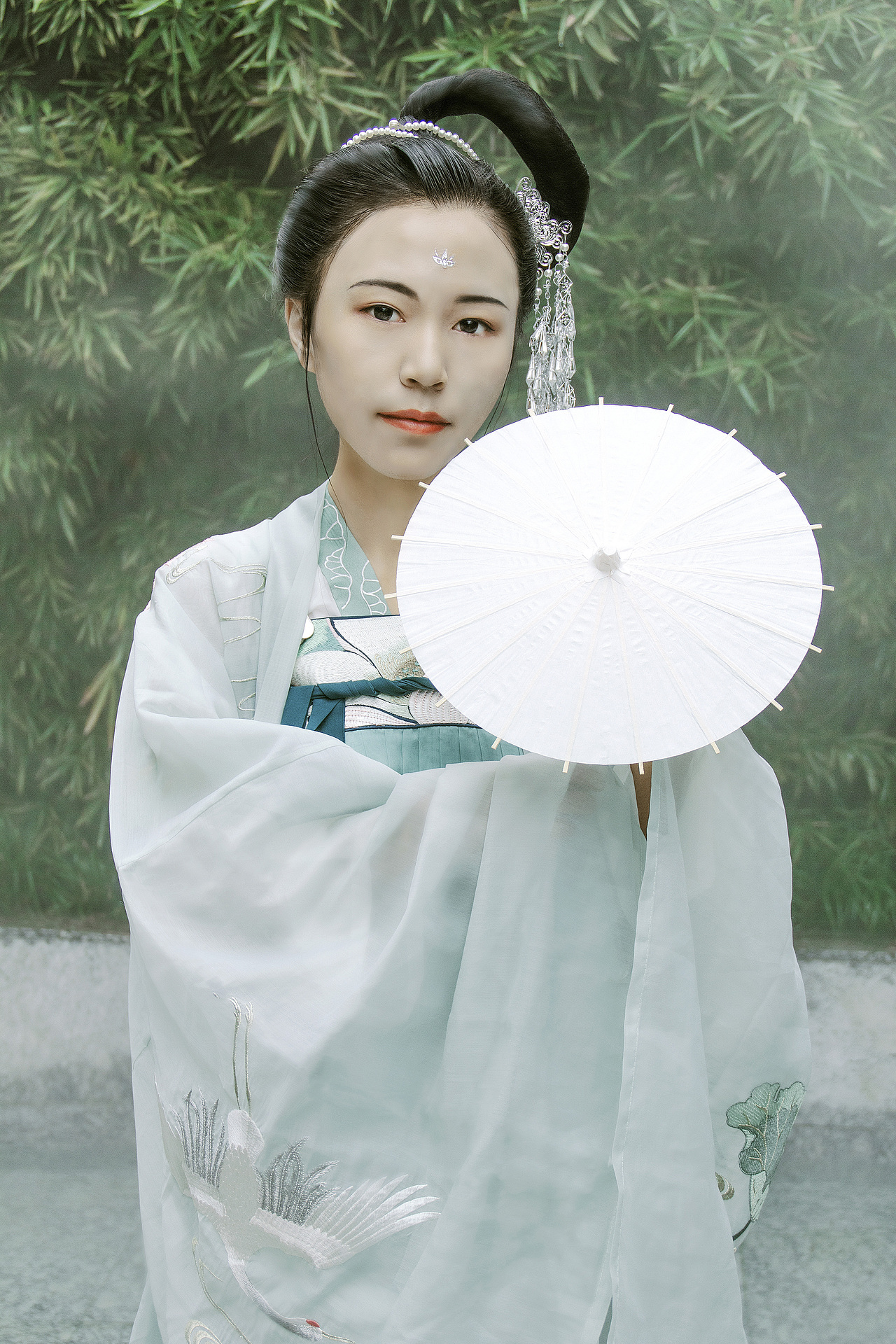 【温婉典雅的女子】路过成都市留下的美好回忆（图ZMjEzOTYwNTY0） - 人像摄影 - 站酷设计师初酒酿橙子原创素材 - 站酷ZCOOL