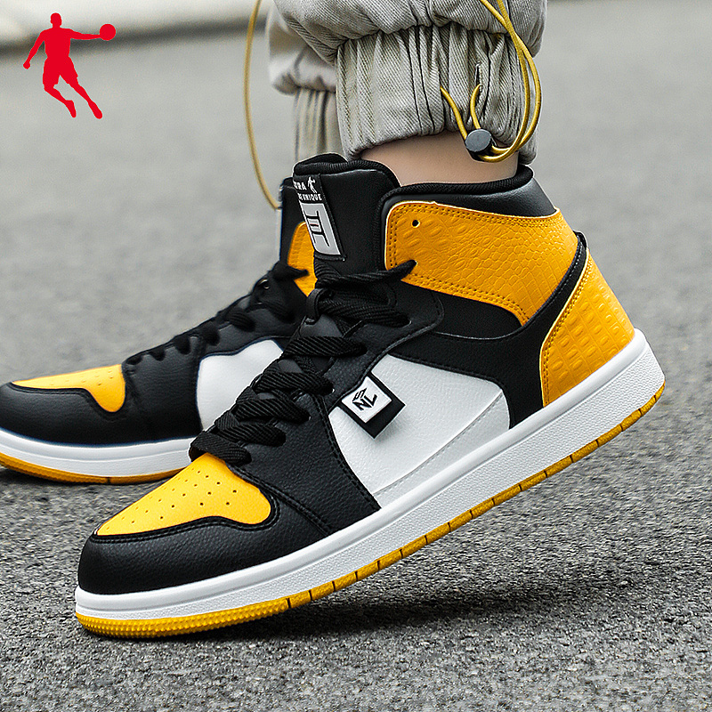 【修图】男高帮板鞋过于干瘪的外景修图