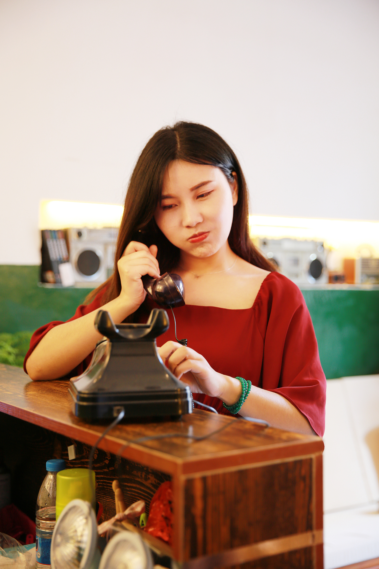 给朋友拍拍照片（图ZMTc5ODIwNDEy） - 人像摄影 - 站酷设计师阻尼原创素材 - 站酷ZCOOL