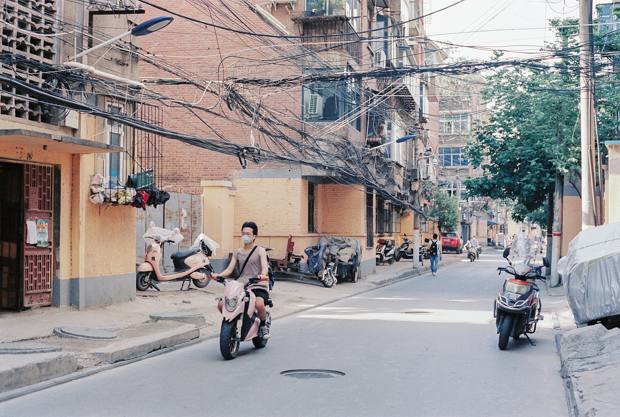 郑州胶片扫街|摄影|人文/纪实摄影|怦怦chen - 原创作品 - 站酷