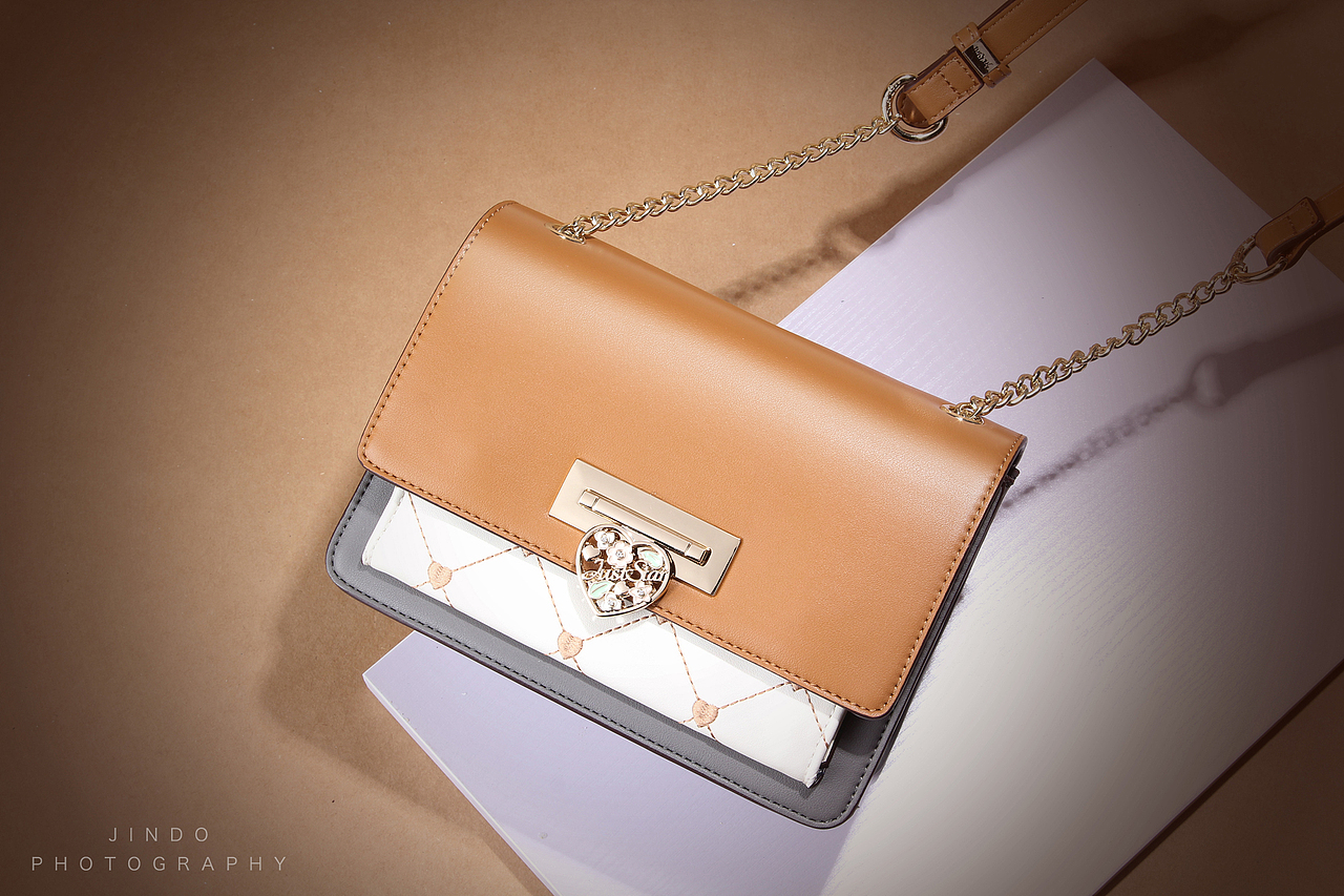 女包创意图拍摄（图ZMTQwOTE4MjQ0） - 产品摄影 - 站酷设计师海丰视觉摄影原创素材 - 站酷ZCOOL