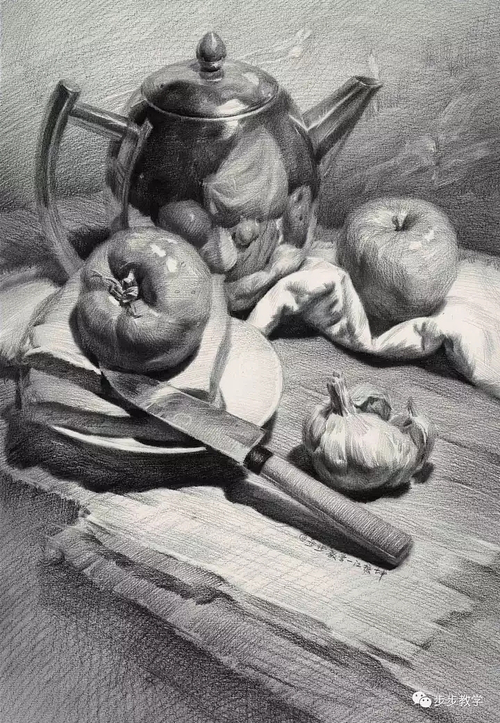 贵州美术网分享经典素描静物作品,来源于步步教学