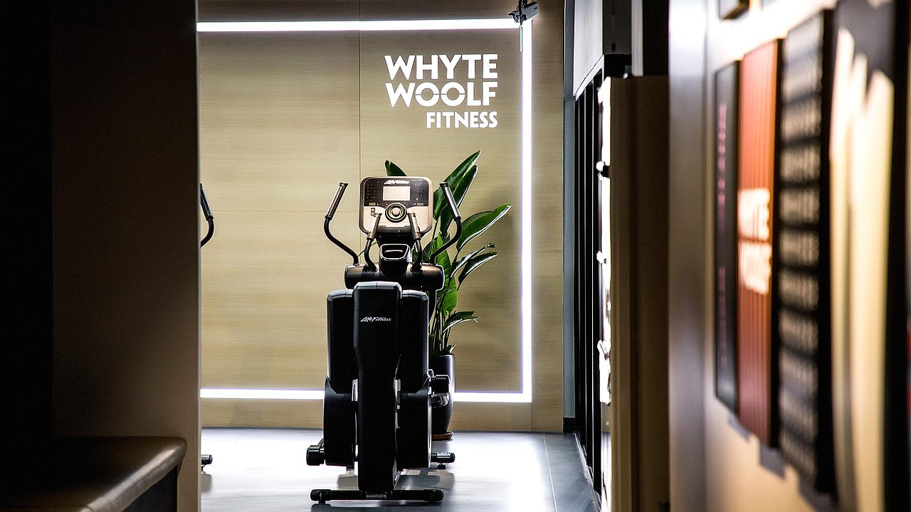 韦德伍斯-健身俱乐部（图ZMjg1Njk2MTUy） - 商业空间设计 - 站酷设计师一山半海品牌设计原创素材 - 站酷ZCOOL