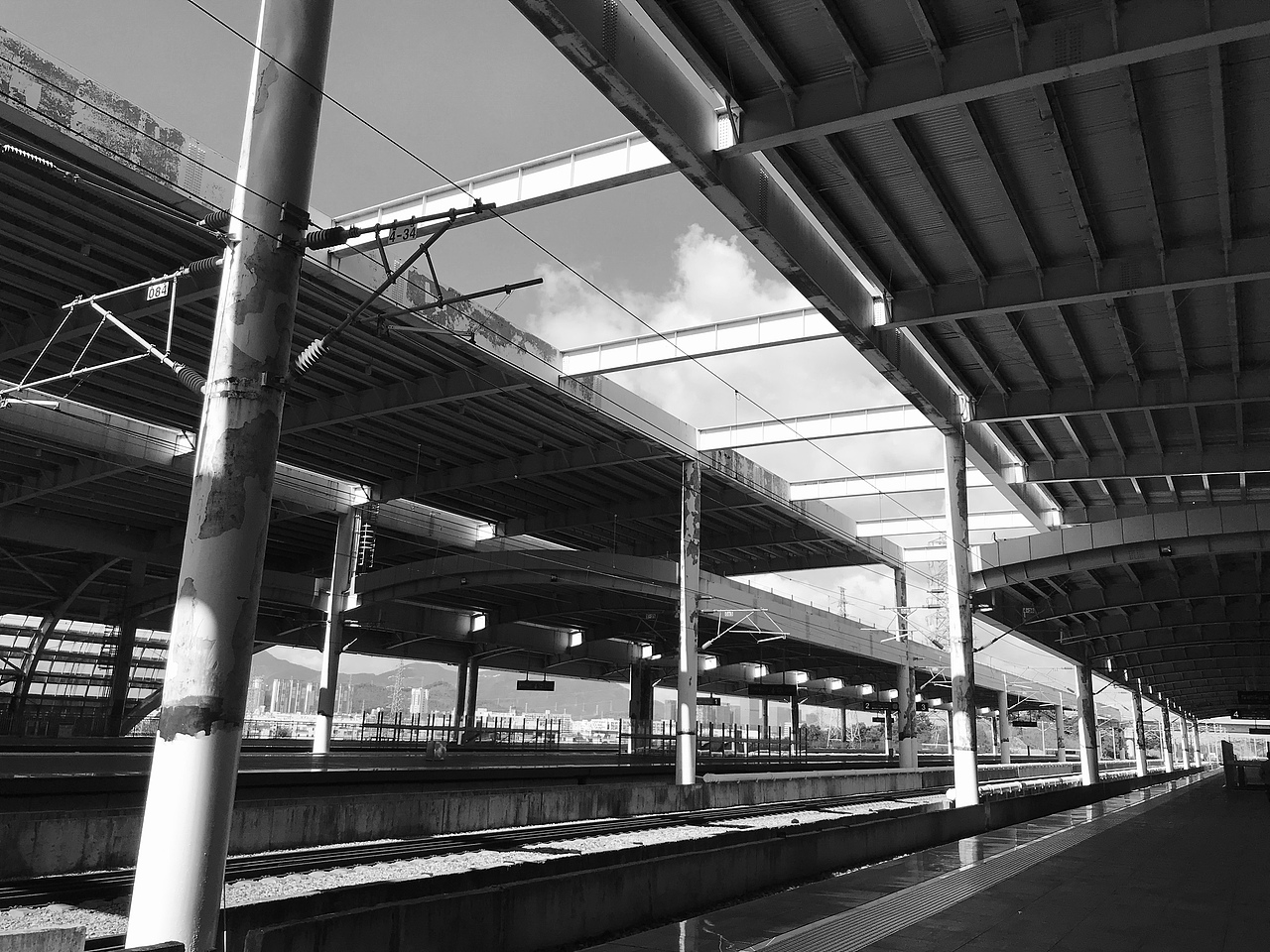 迷路_黑白木子站酷ZCOOL