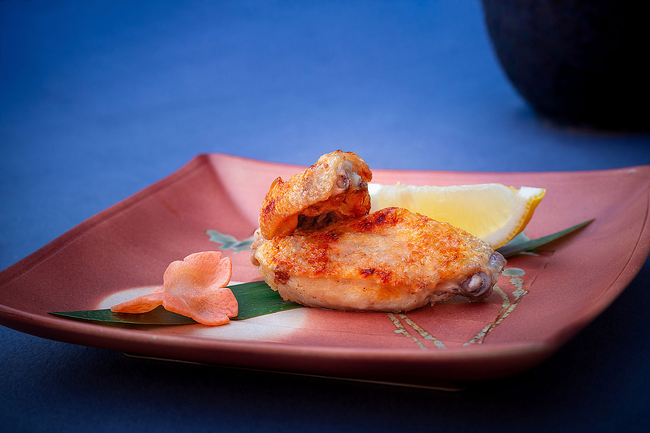 自然光拍摄：日本料理（图ZMTQ5NjIwMTg4） - 产品摄影 - 站酷设计师幸运的人偶原创素材 - 站酷ZCOOL