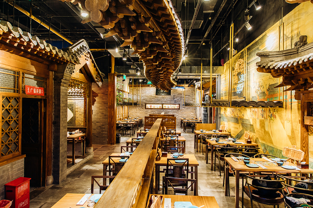 容品牌：局气餐厅设计-VI升级、新店空间升级