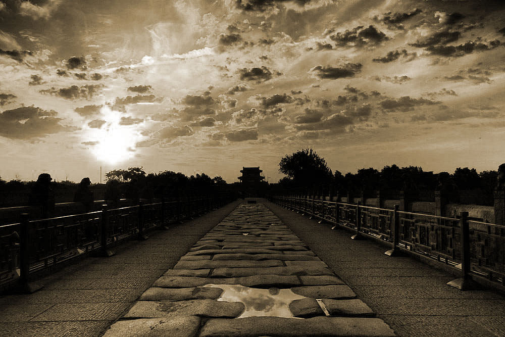 刘勇良手机纪实摄影历史的天空卢沟桥事变83周年祭