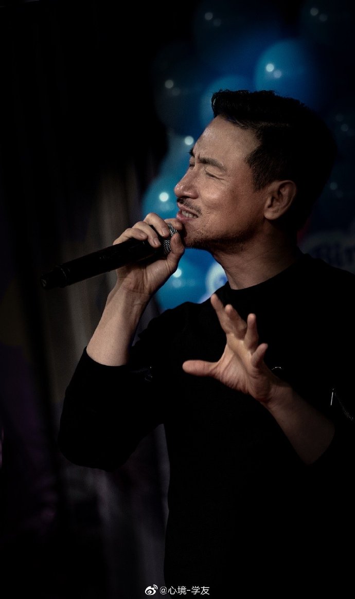 GNIPOABUIQ的個(gè)人主頁(yè)（背景預(yù)覽） - 主頁(yè)背景設(shè)置 - 站酷設(shè)計(jì)師GNIPOABUIQ原創(chuàng)素材 - 站酷ZCOOL