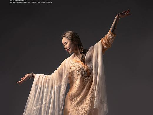 拍摄瑜伽大师Vicky（个人主页-ZNTEzMDE4NTY=） - 人像摄影 - 站酷设计师一块碗布原创素材 - 站酷ZCOOL