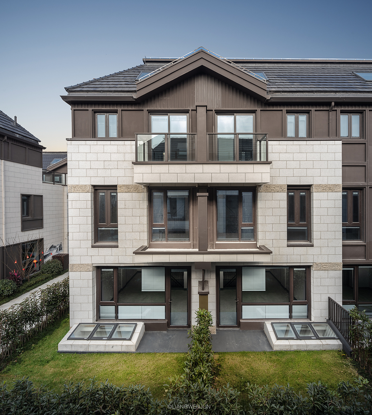 上海樾山半岛（图ZMTkzMzY0NzIw） - 环境/建筑摄影 - 站酷设计师梁文军原创素材 - 站酷ZCOOL