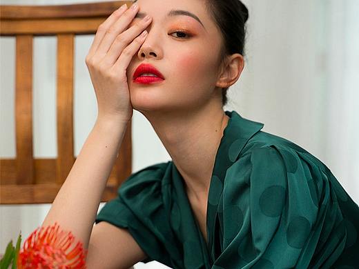 墨绿波点复古连衣裙