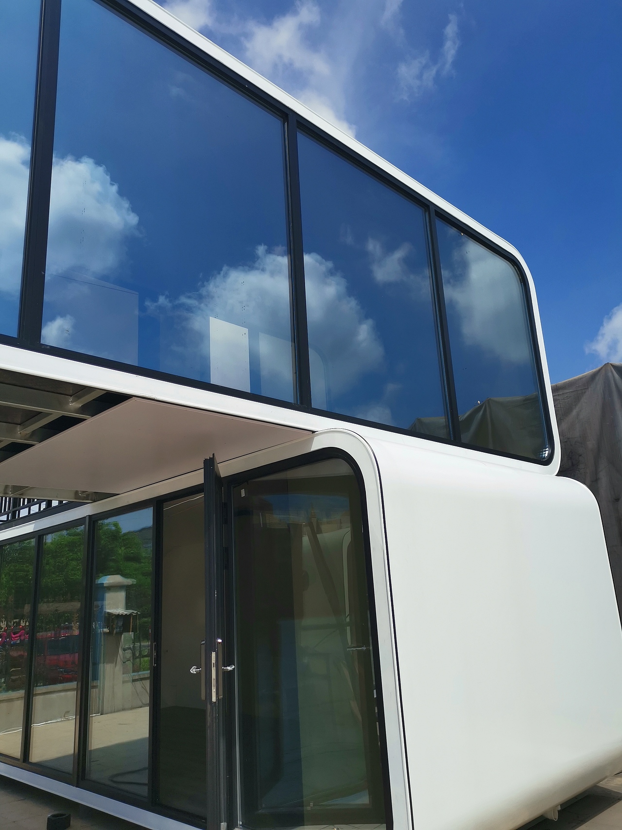 莱茵阳光苹果舱可移动建筑