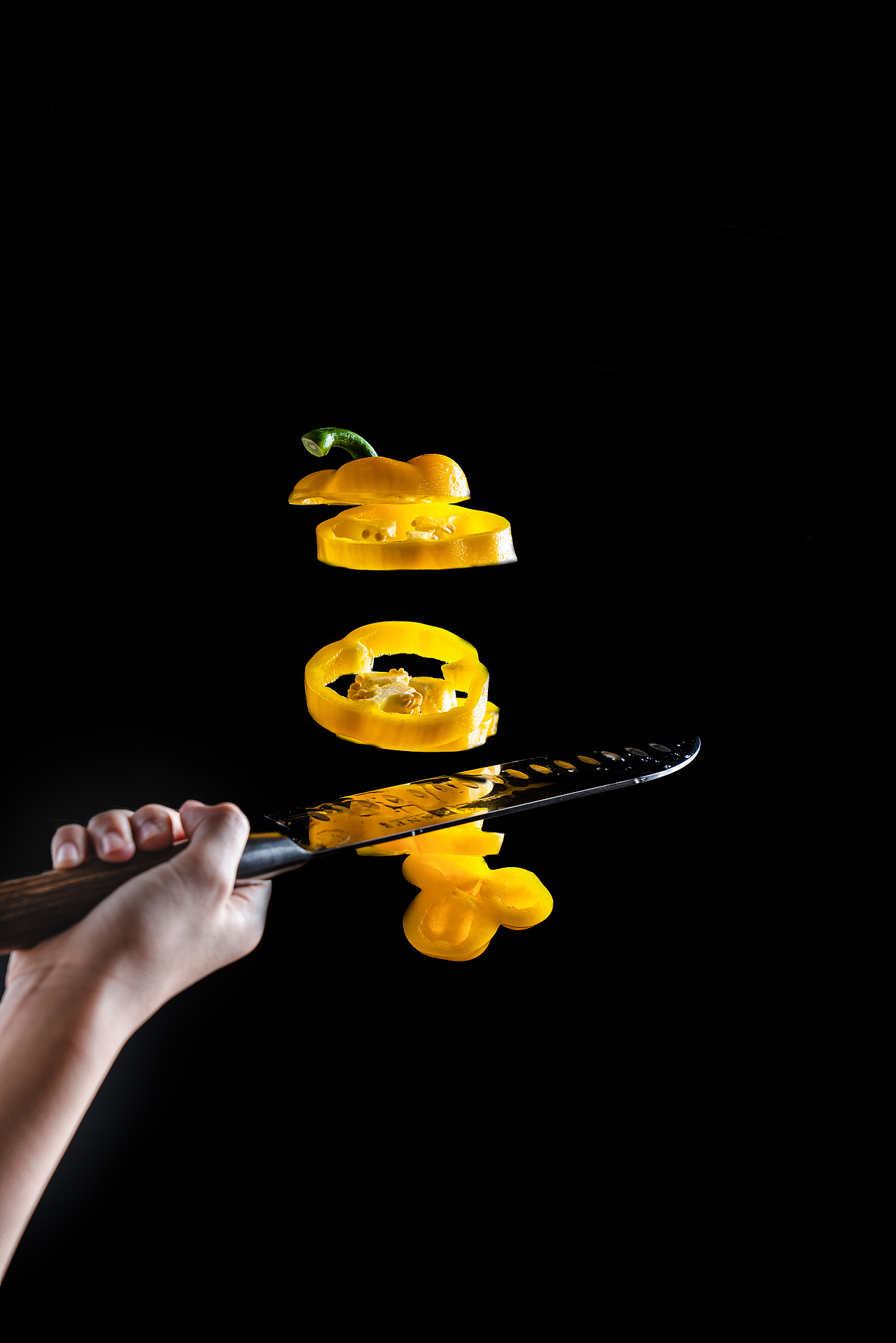 舞动的彩椒（图ZMjAwNTIxODIw） - 产品摄影 - 站酷设计师Maggie阿莲原创素材 - 站酷ZCOOL